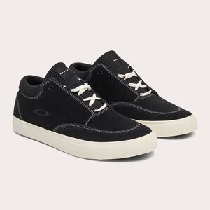 Oakley Banks Low Black NIB EU 37.5 Women's 7 Mens 5